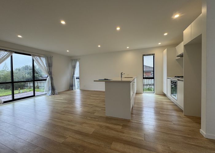  at 1/3157 Great North Road, New Lynn, Waitakere City, Auckland