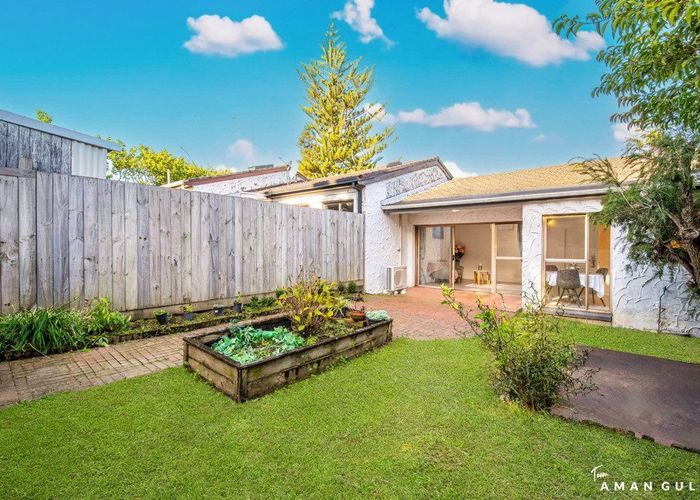  at 3/550 Glenfield Road, Glenfield, North Shore City, Auckland