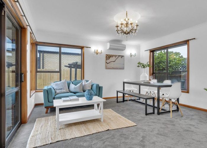  at 220 Harewood Road, Bishopdale, Christchurch City, Canterbury