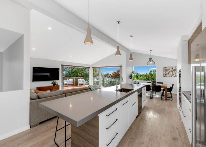  at 11 Shelly Bay Road, Beachlands, Manukau City, Auckland