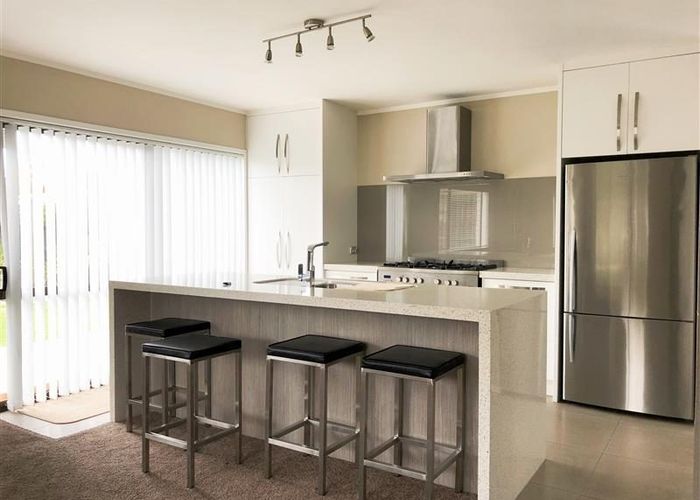  at 22 Sturges Road, Henderson, Waitakere City, Auckland