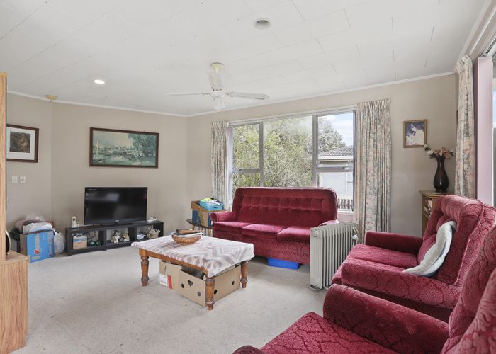  at 69 Riverpark Crescent, Henderson, Waitakere City, Auckland