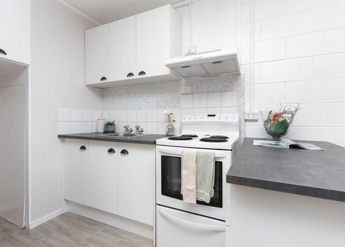  at 8/7 Edenvale Park Road, Mount Eden, Auckland