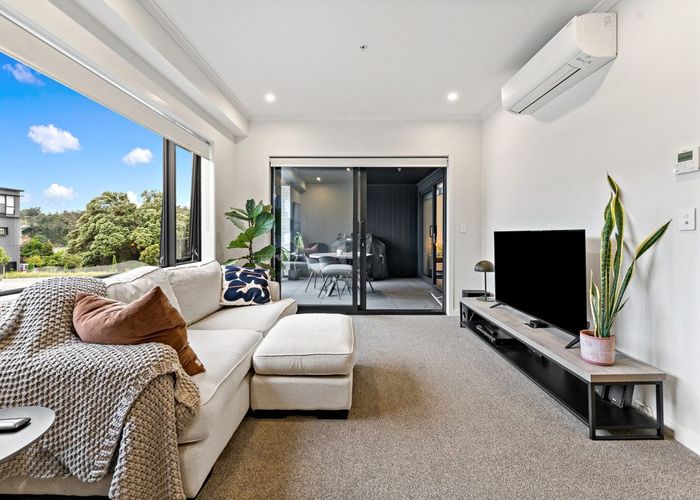  at 5/194 Buckley Avenue, Hobsonville, Auckland
