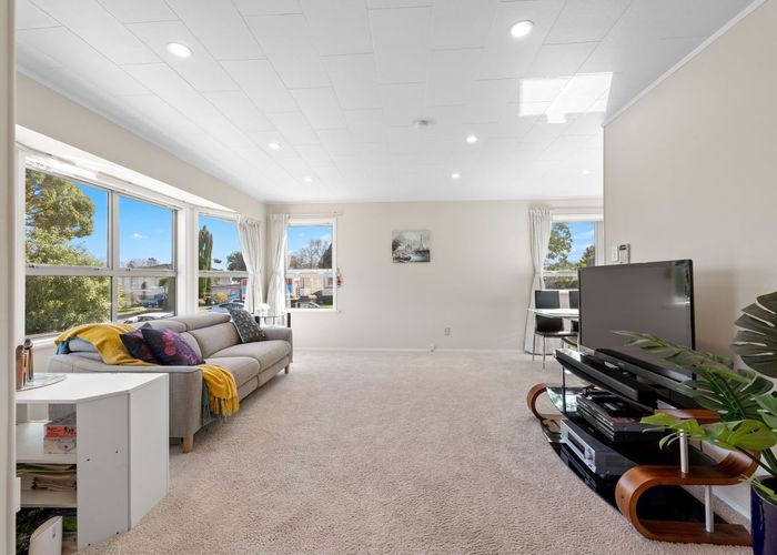  at 12 Hope Farm Avenue, Pakuranga Heights, Auckland