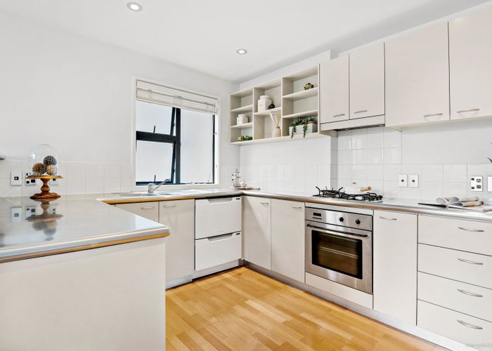  at 2/387 Parnell Road, Parnell, Auckland City, Auckland