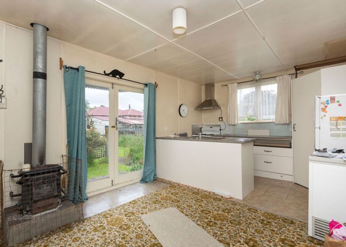  at 17 Albert Street, Dannevirke, Dannevirke