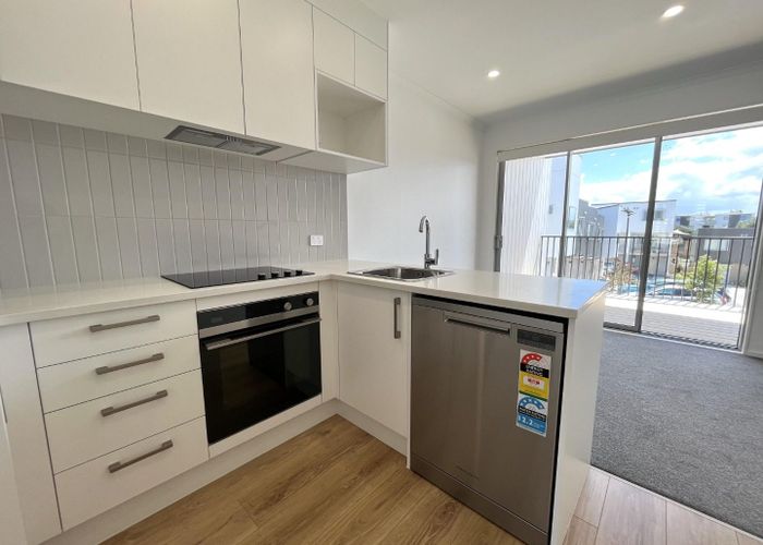  at 39 Ngae Place, Mangere East, Manukau City, Auckland