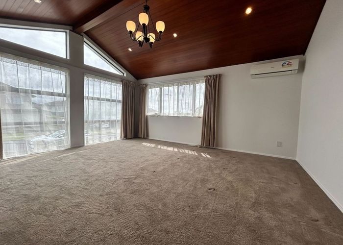  at 10 Irongate Avenue, Ranui, Auckland