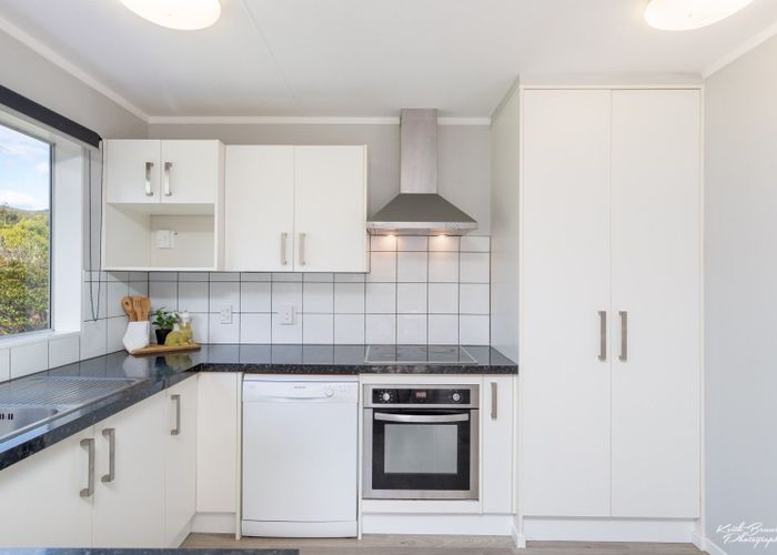  at 118 Norana Road, Timberlea, Upper Hutt