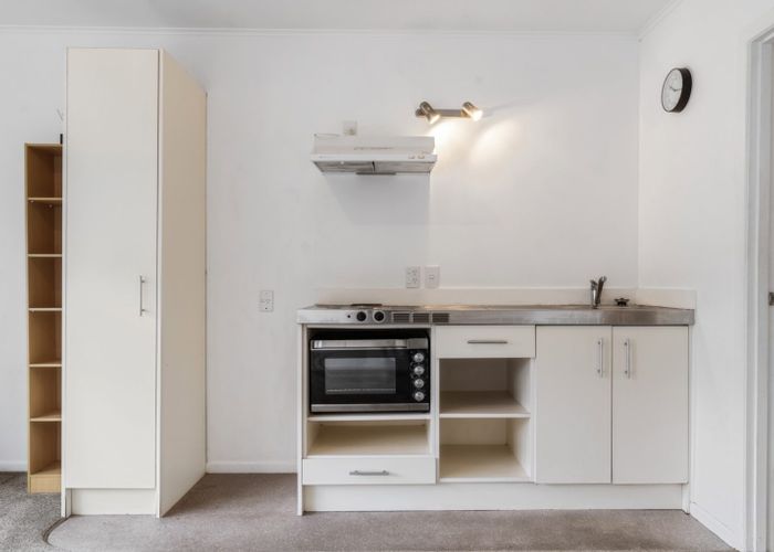  at 1/6 Tahora Avenue, Remuera, Auckland City, Auckland