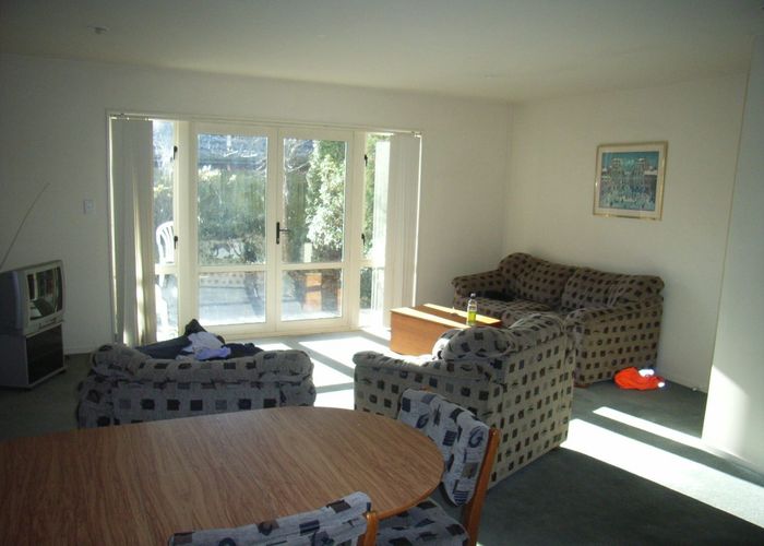  at 3/37 Picton Avenue, Riccarton, Christchurch City, Canterbury