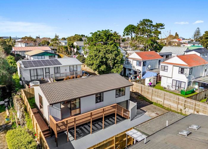  at 2/34 Ferndale Road, Mount Wellington, Auckland City, Auckland