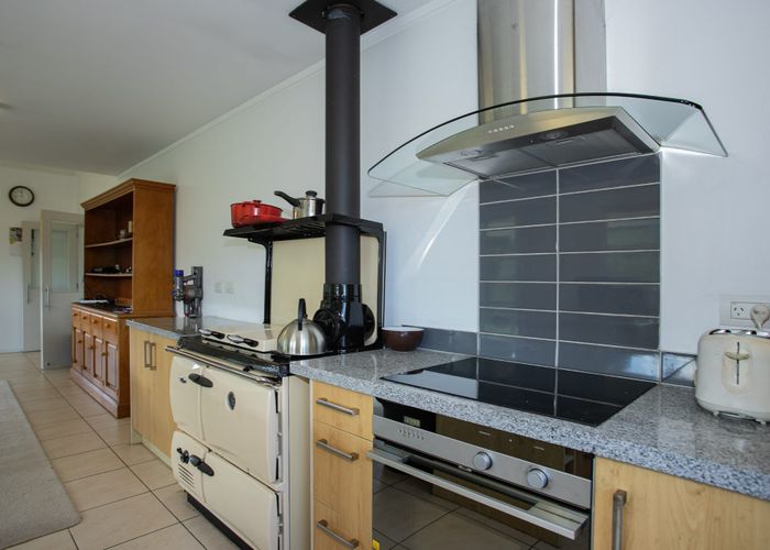  at 1077 Taumata Road, Omanawa, Tauranga