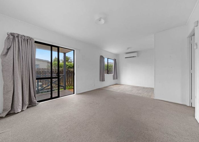  at 2/211 Weymouth Road, Manurewa, Manukau City, Auckland