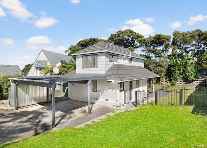  at 2/104A Manuka Road, Bayview, North Shore City, Auckland