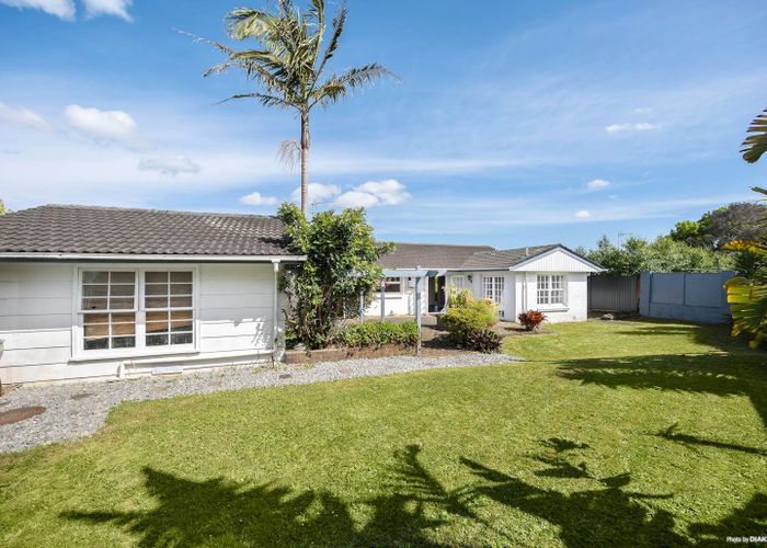  at 18 Roysfield Lane, Sunnyhills, Auckland