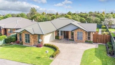  at 17 Whitford Place, Rototuna North, Hamilton