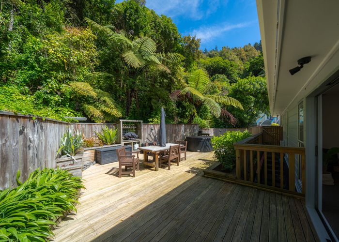  at 20 Westhaven Drive, Tawa, Wellington, Wellington