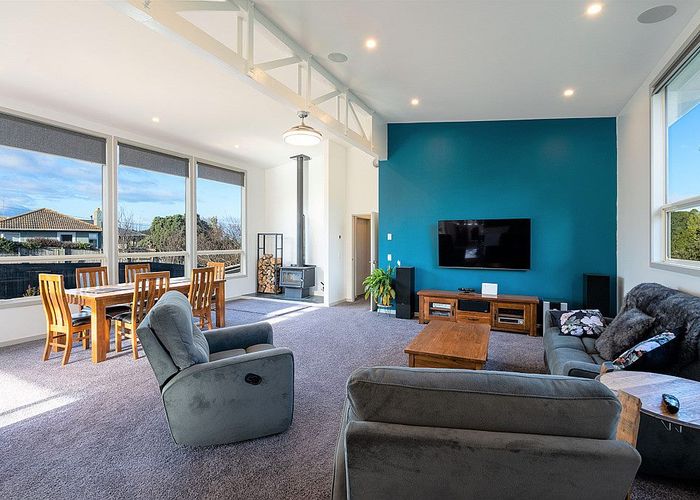  at 9 John Street, Ocean View, Dunedin