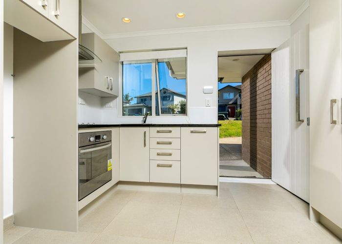  at 35 Aberley Road, Schnapper Rock, Auckland