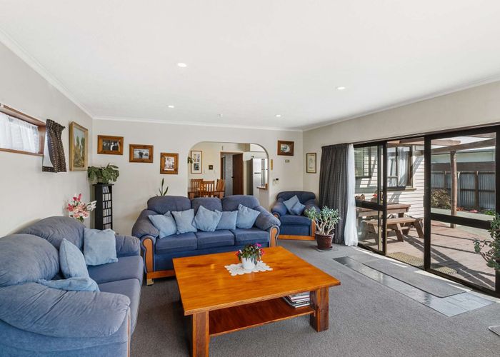  at 5 Bideford Place, Dallington, Christchurch