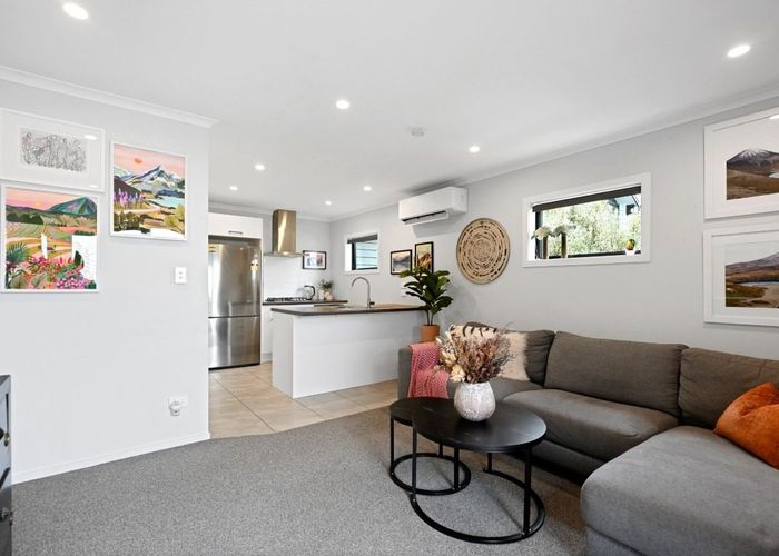  at 1/19 Onukutara Place, Huntington, Hamilton