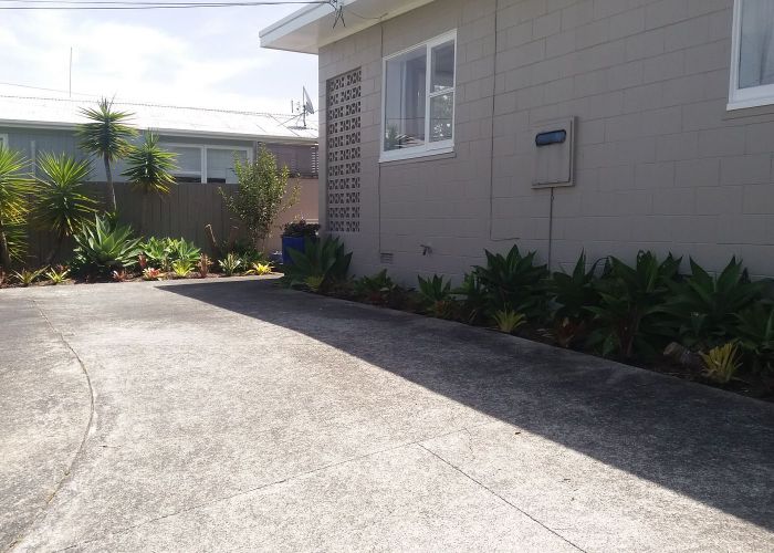  at 1/27 Neptune Avenue, Beach Haven, North Shore City, Auckland