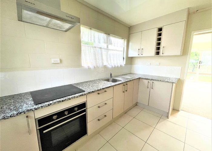  at 4/45 Blockhouse Bay Road, Avondale, Auckland City, Auckland