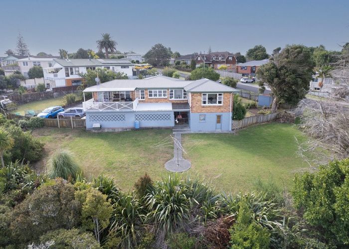  at 39 Estuary Road, Weymouth, Auckland