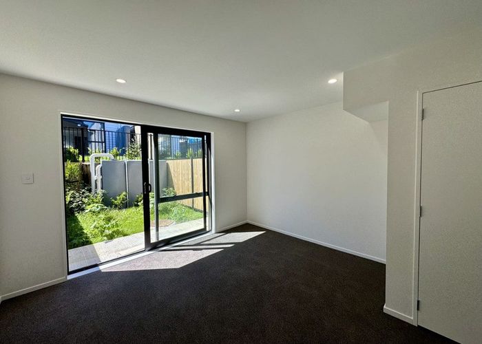  at Henderson, Waitakere City, Auckland