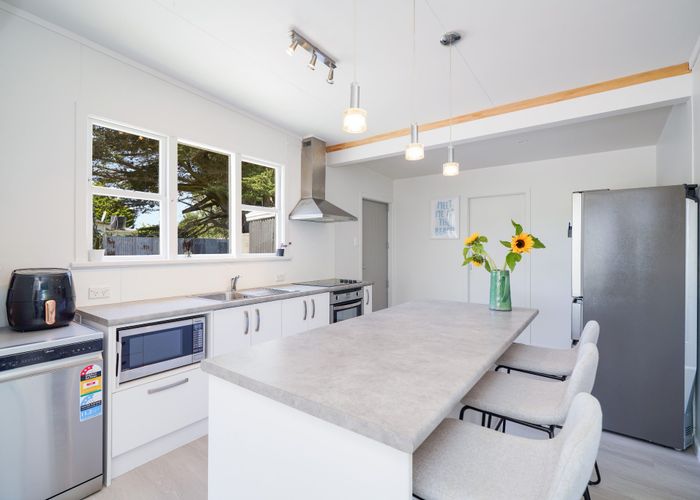  at 31 Drury Street West, Colac Bay, Southland, Southland