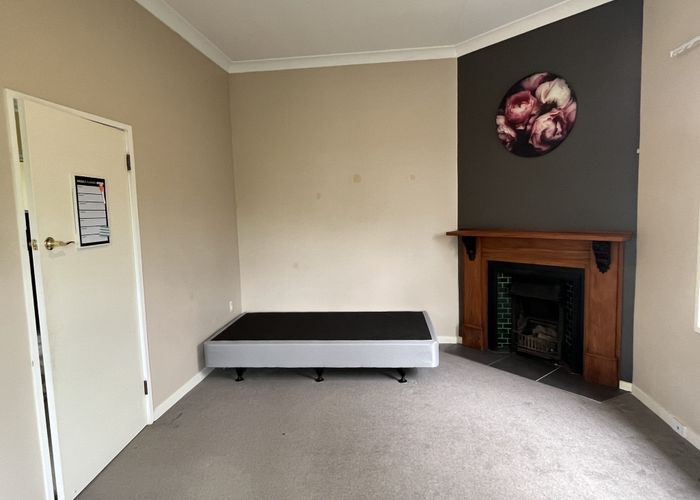  at 17 Knowles Street, Terrace End, Palmerston North