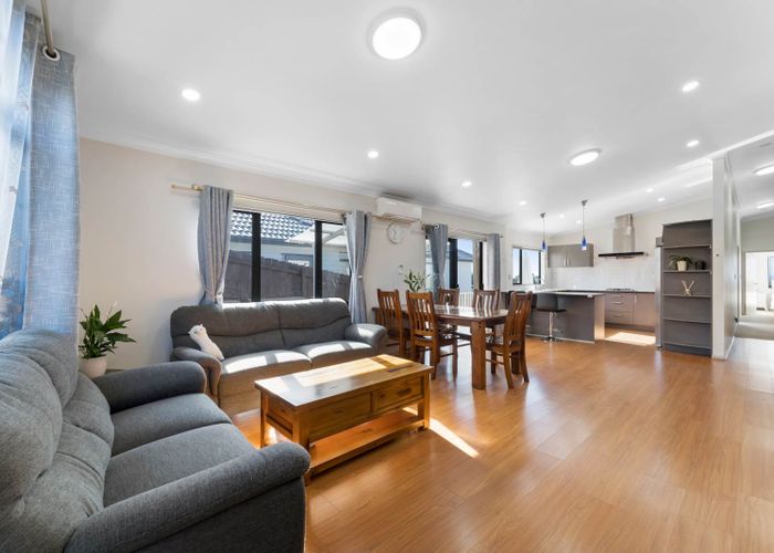  at 12 Cityview Place, Massey, Auckland