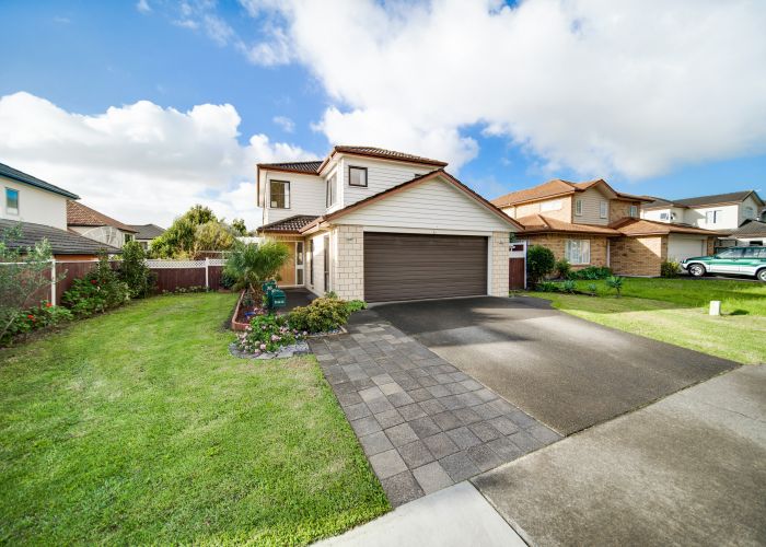  at 36 Baverstock Road, Flat Bush, Auckland