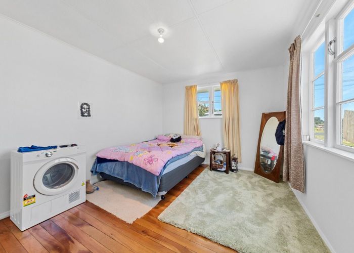  at 66 Banks Street, Marfell, New Plymouth