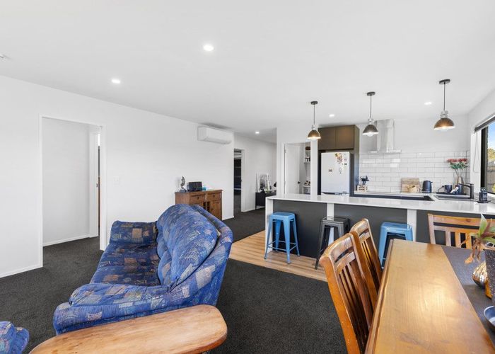  at 5 Cedric Place, Darfield, Darfield