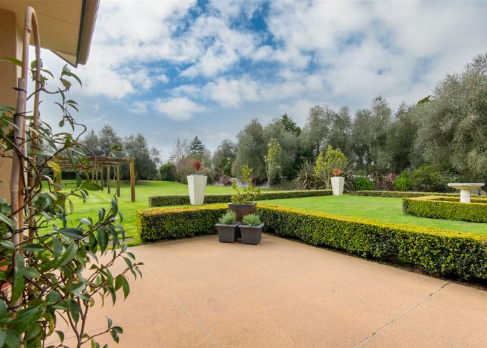  at 5 Meadowgreen Drive, Tamahere