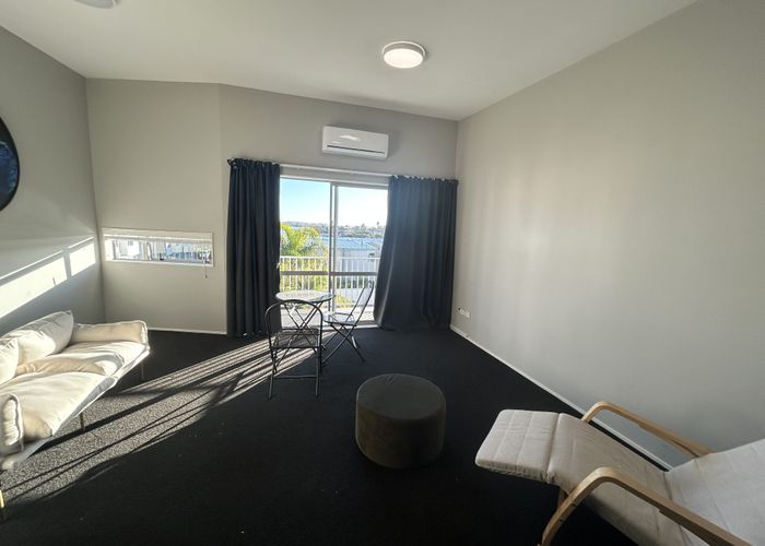  at 42/7 Kelvin Hart Drive, East Tamaki, Manukau City, Auckland