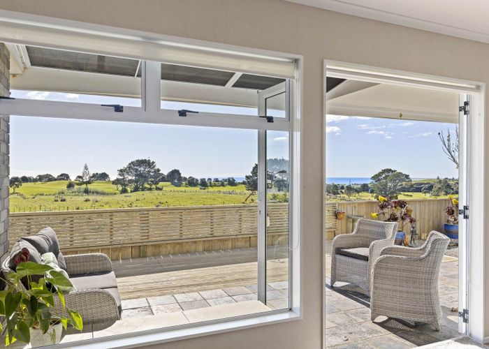  at 2/13 Chatswood Grove, Fitzroy, New Plymouth, Taranaki
