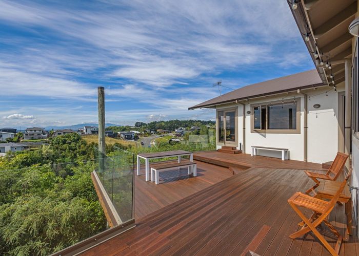  at 117 Ruapehu Drive, Fitzherbert, Palmerston North, Manawatu / Whanganui