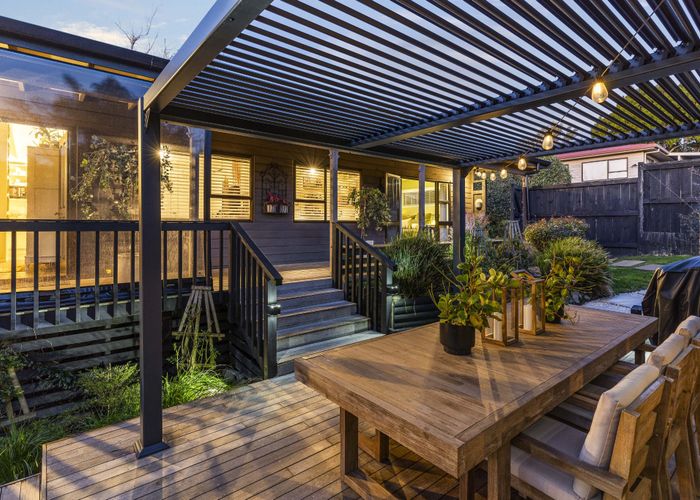  at 1/10 Deep Creek Road, Torbay, Auckland