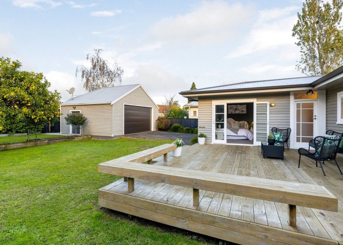  at 8 St Winifreds Avenue, Hamilton East, Hamilton