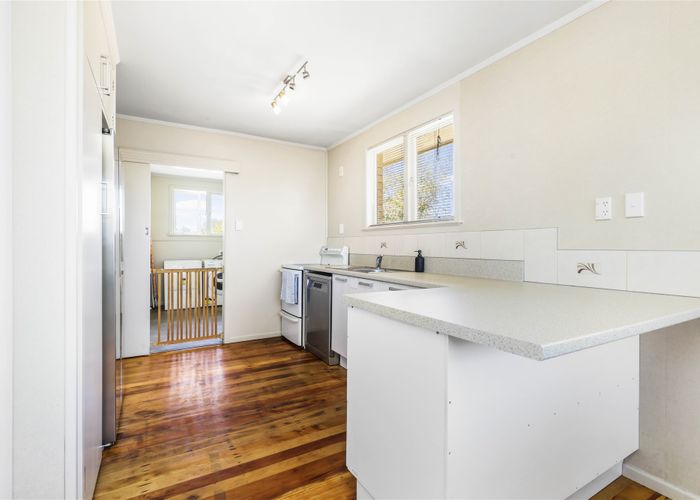  at 215 Tramway Road, Enderley, Hamilton