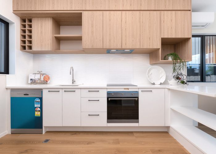  at 20 Don Oliver Lane, Glen Eden, Waitakere City, Auckland