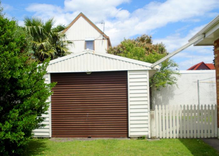  at 498b DEVONPORT ROAD, Tauranga South, Tauranga, Bay Of Plenty