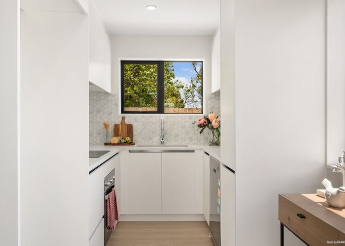  at 1/47 Hokianga Street, Mangere East, Auckland