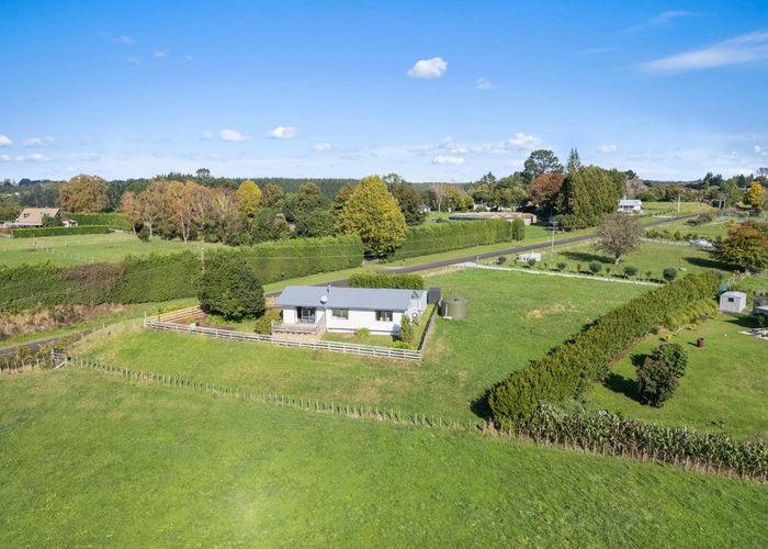  at 33 Williams Road North, Pyes Pa, Tauranga