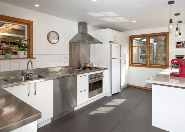  at 13 York Street, Waltham, Christchurch