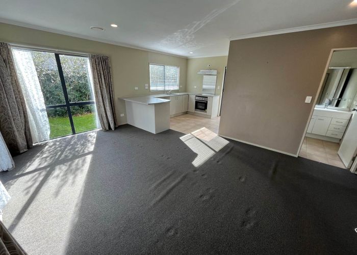  at 42A Beaumonts Way, Manurewa, Manukau City, Auckland